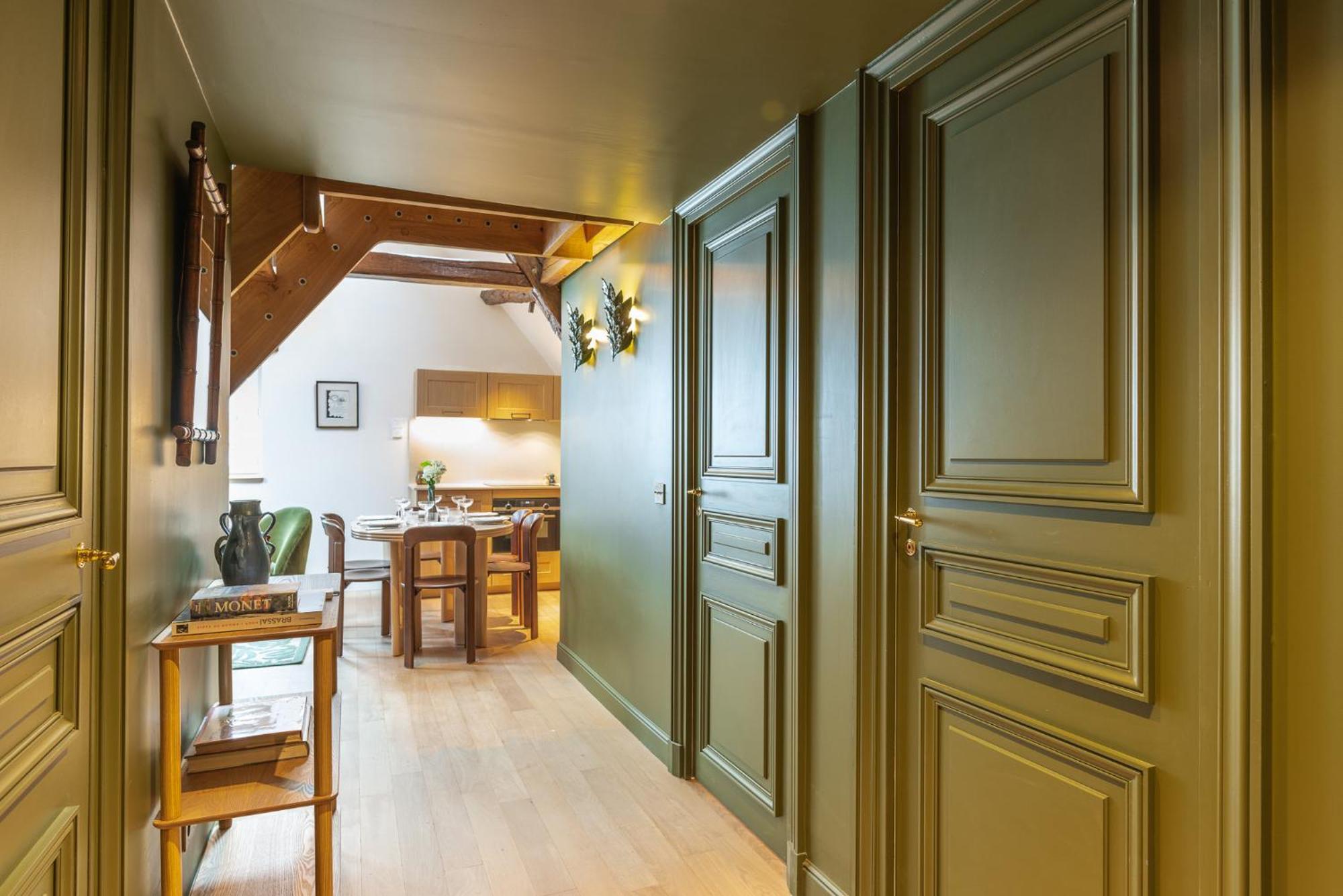 Maison La Boheme Montmartre - Studios & Apartments Paris Luaran gambar