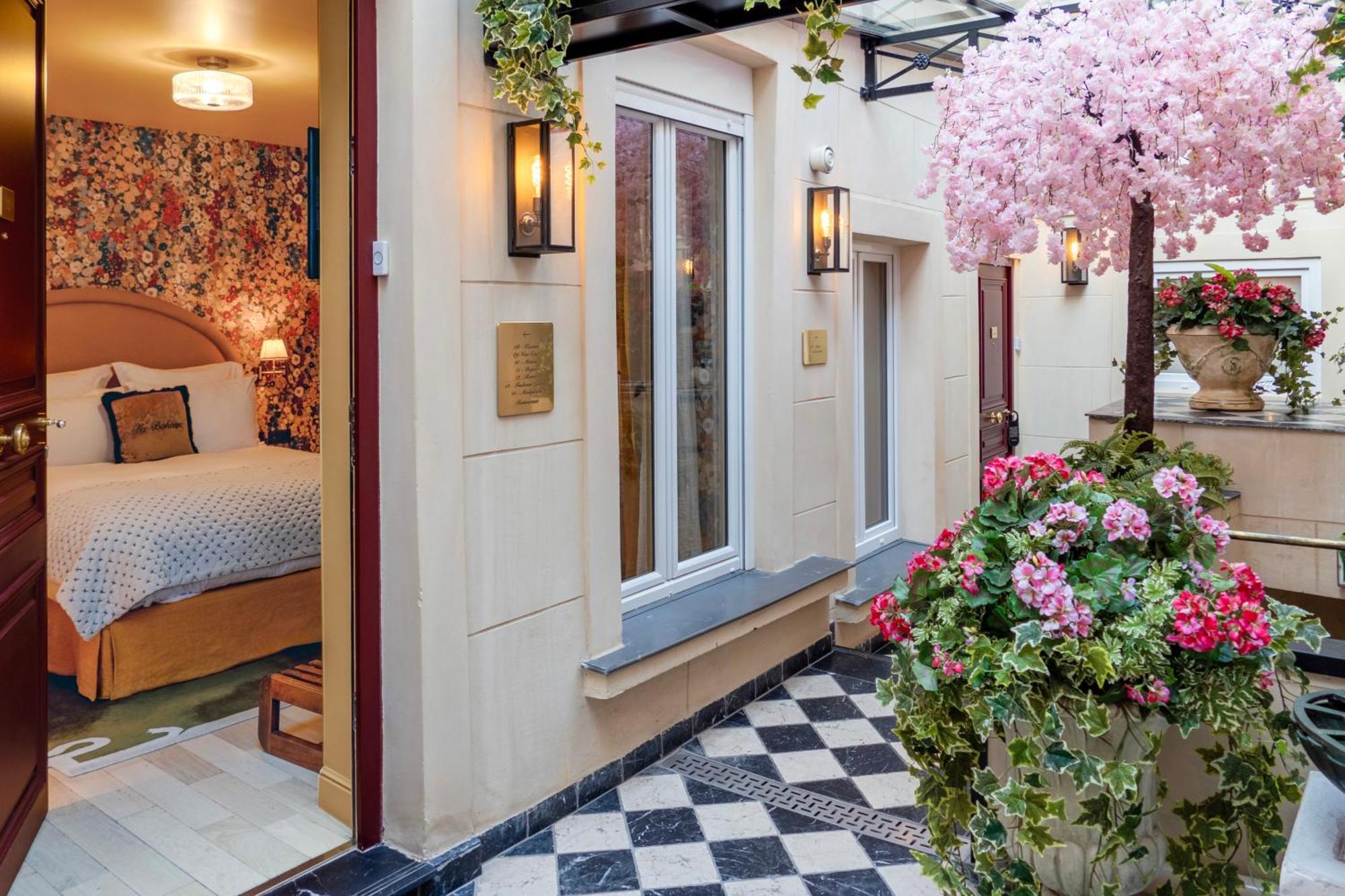 Maison La Boheme Montmartre - Studios & Apartments Paris Luaran gambar