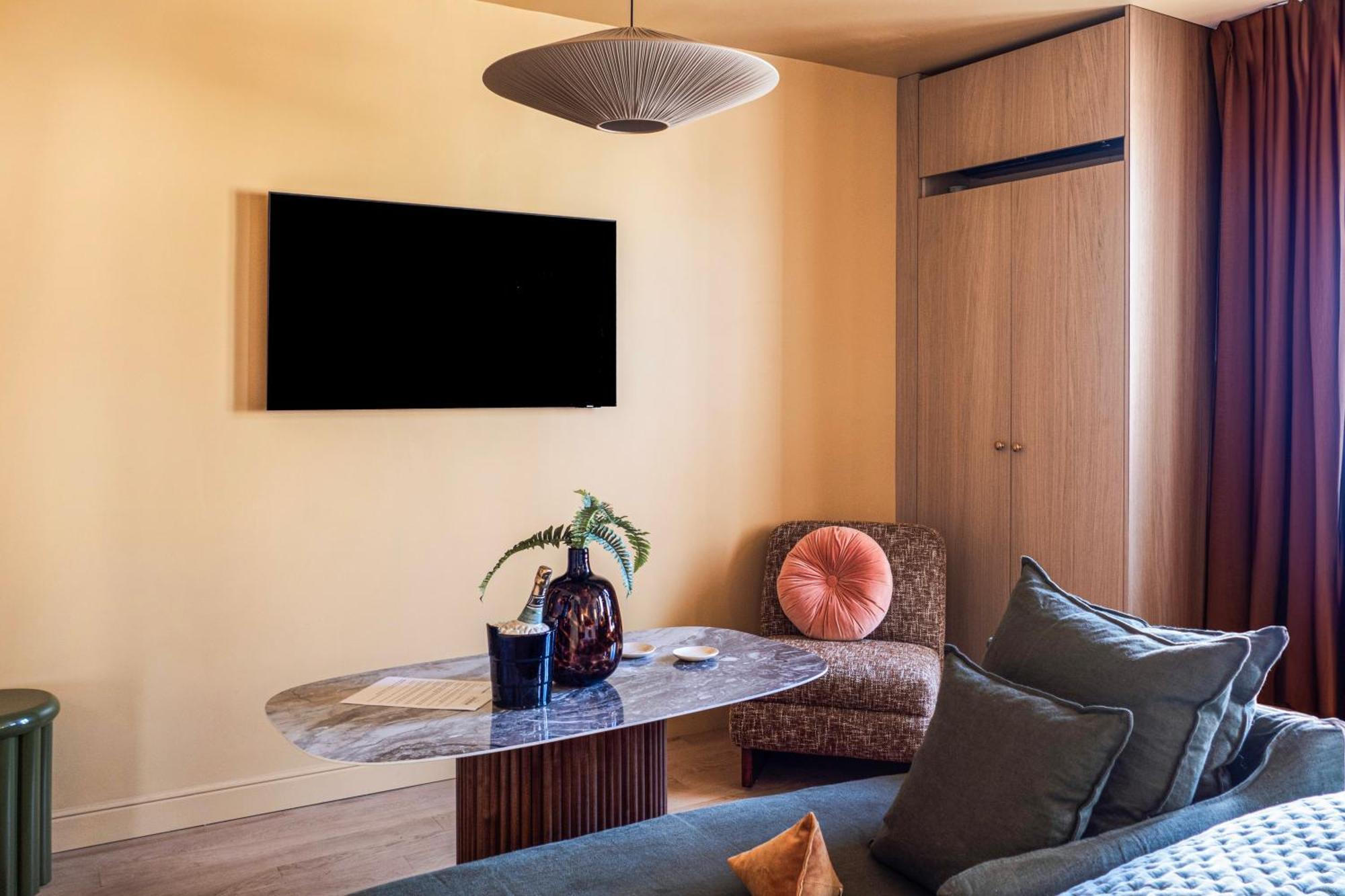 Maison La Boheme Montmartre - Studios & Apartments Paris Luaran gambar
